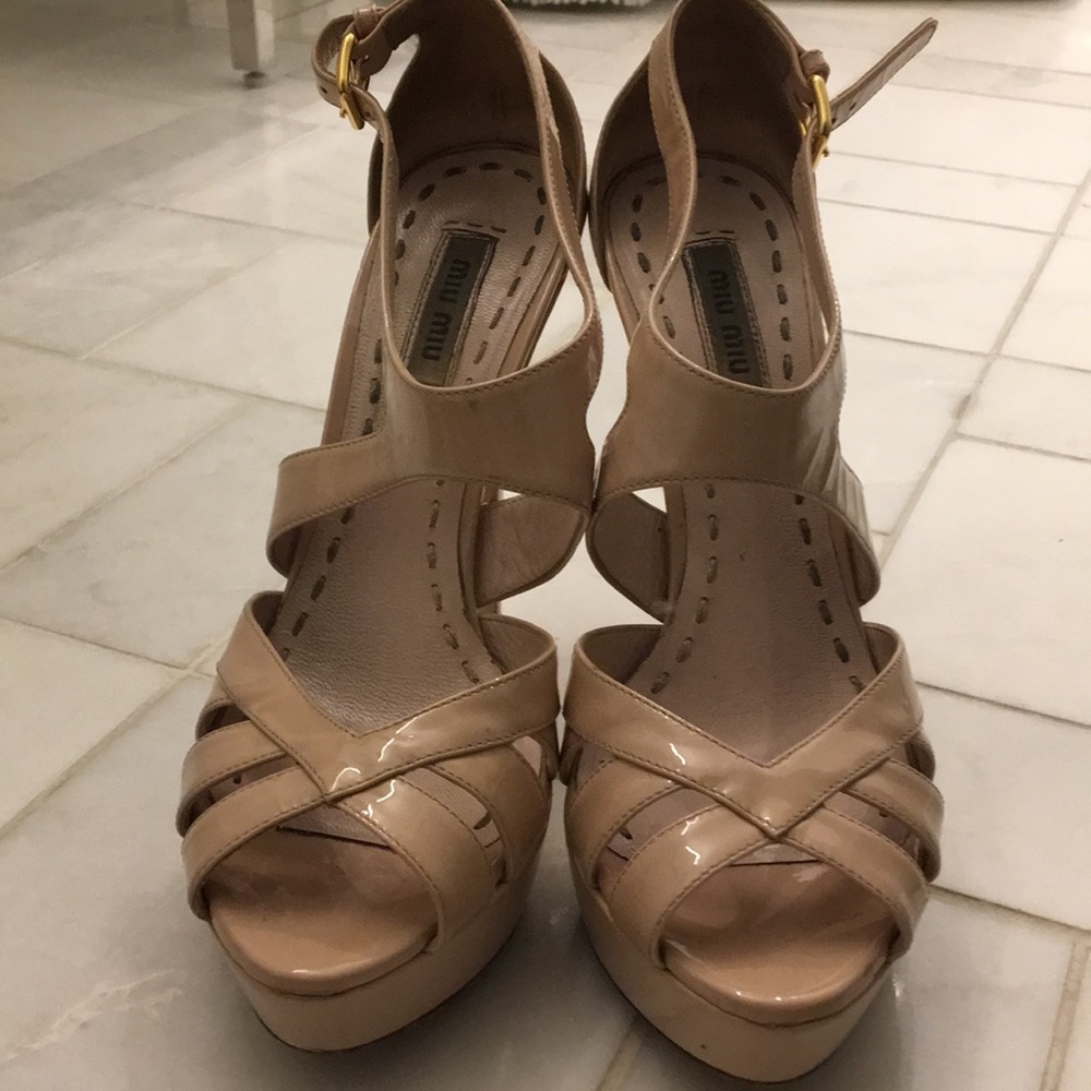 Miu miu pink high heeled pump